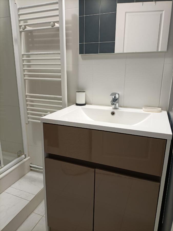 Clewis Apartment Сен Мало Екстериор снимка